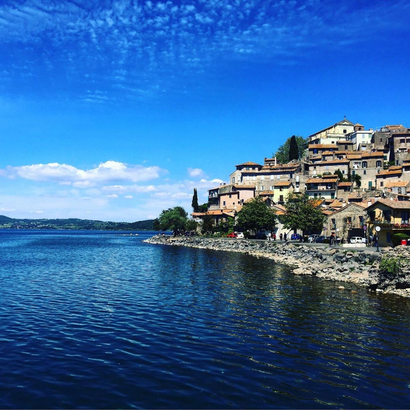 Appartamento Tra Il Borgo E Il Lago Анґуїллара-Сабація Екстер'єр фото